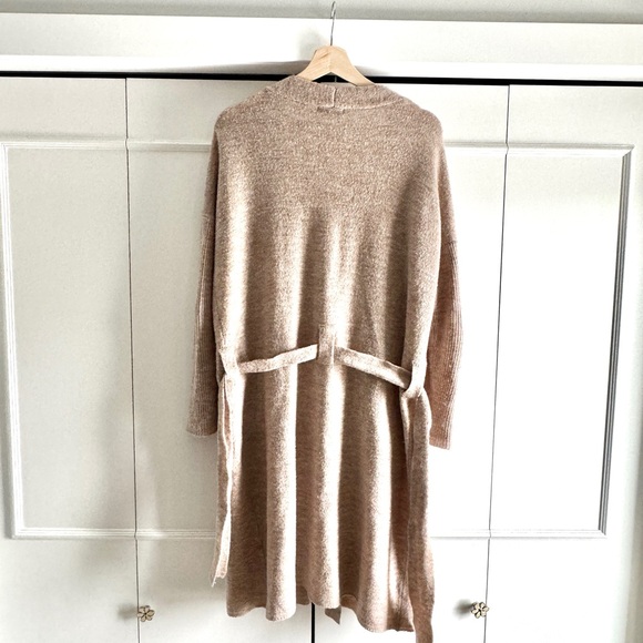 Beige Wool Housecoat Cardigan - Picture 5 of 6